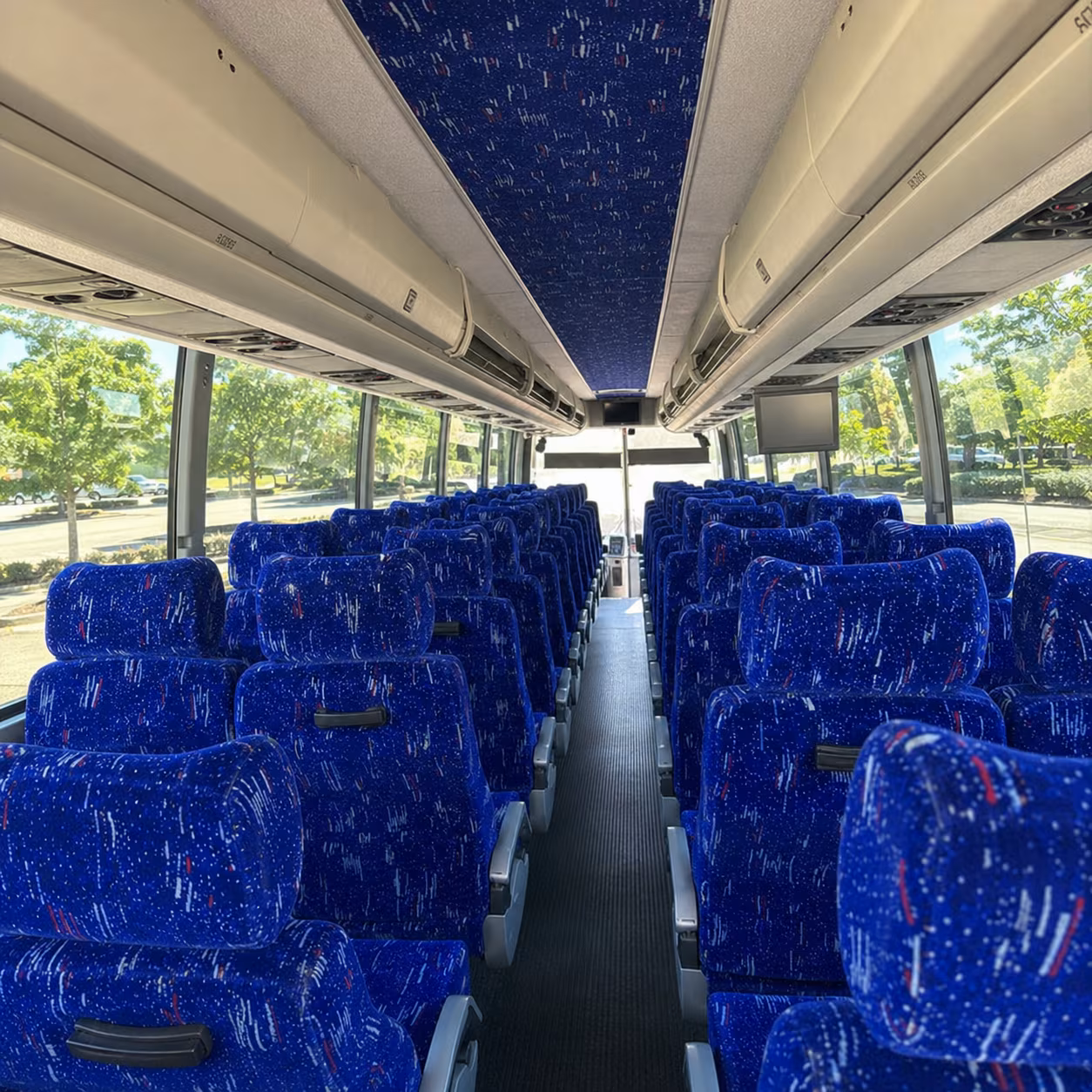 charter buses for chatfield farms and denver botanic gardens weddings