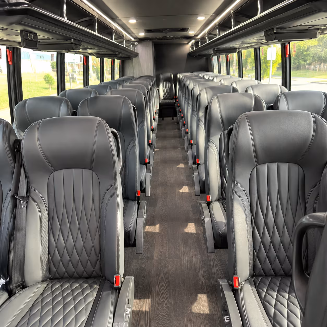 minibuses and charter buses to fiddler s green amphitheatre